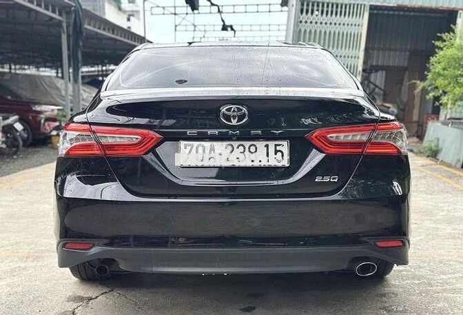Toyota Camry 2.5Q 2019 nhập Thái Lan