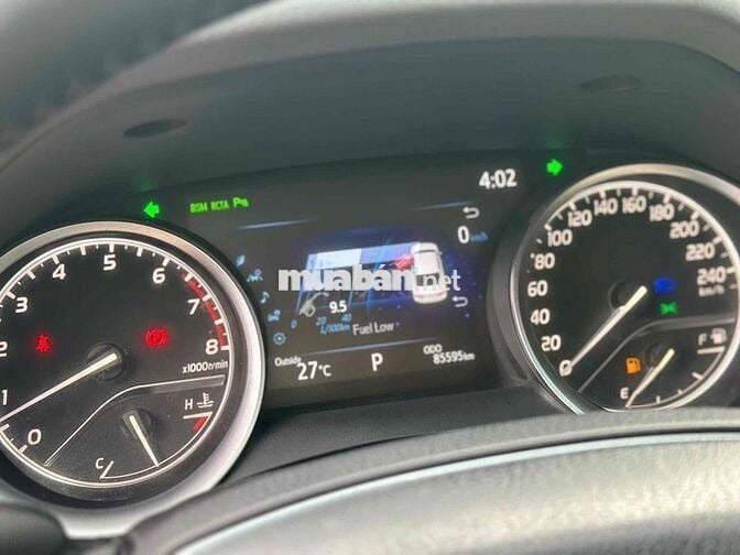 Toyota Camry 2.5Q 2019 nhập Thái Lan