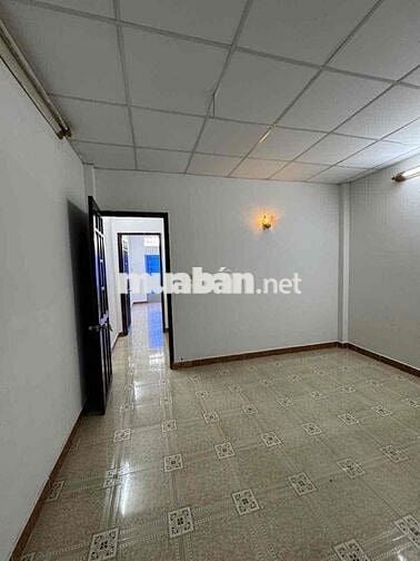 Cho thuê nhà vô ở ngay thuộc đường Nguyễn Văn khối 56 m vuông trệt lầu