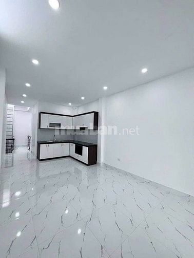 Cho thuê nhà mặt đường sông sét Nam Đô, Hoàng Mai, Hà Nội