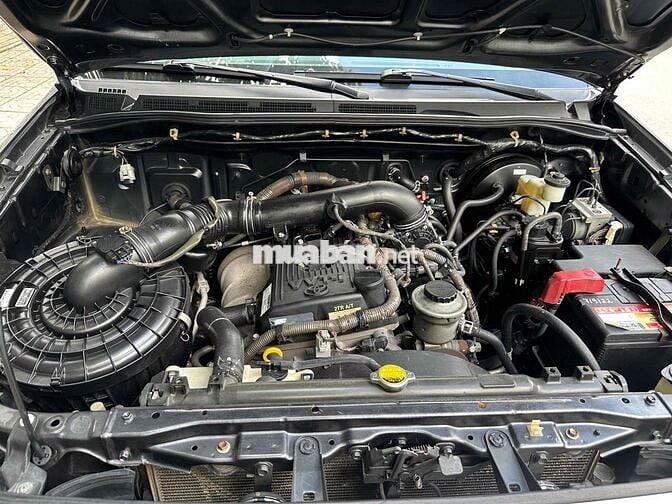 Toyota Fortuner 2010 Xăng Xám