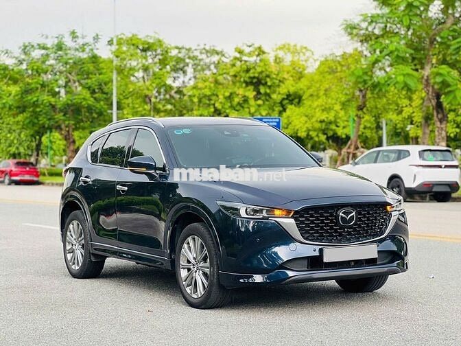Mazda CX-5 Premium Exclusive 2024 47000 km Xanh