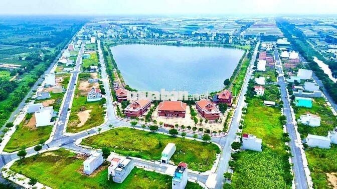 KẸT TIỀN CẦN BÁN GẤP 10x17,5m VIEW HỒ SINH THÁI GIÁ 2tỷ9 SỔ RIÊNG