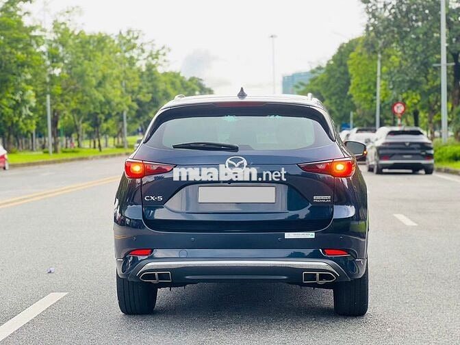 Mazda CX-5 Premium Exclusive 2024 47000 km Xanh