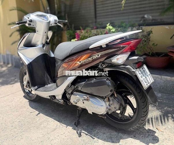 Honda Vision 2012 chính chủ, máy zin êm biển SG