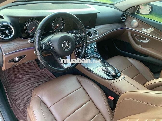 Mercedes Benz E200 2016 Đen 85000 miles sieu moi