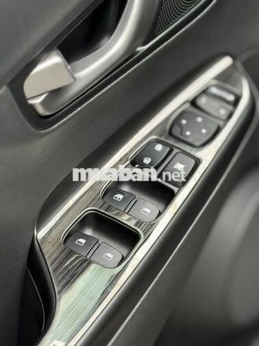 Hyundai Kona 2021 2.0 ATH Đen 60000 km