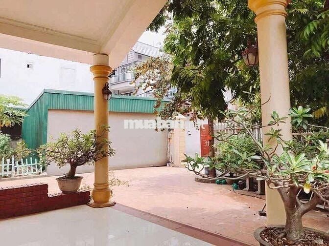🏡 Biệt Thự Sân Vườn Tư Đình 4PN - 500m – Gần AEON – Chỉ 18 Triệu