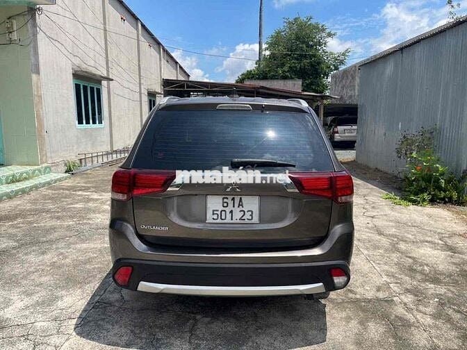 Mitsubishi Outlander 2019 Tự động Nâu