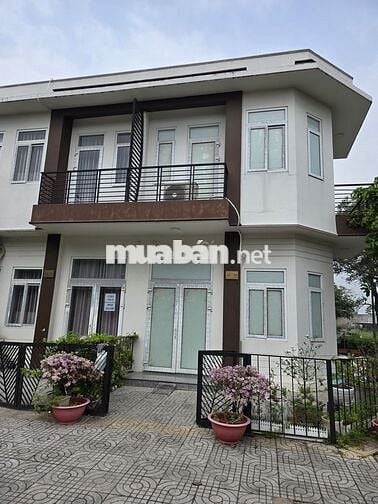 Cho thuê nhà Phố Trần Anh Riverside 1 trệt 1 lầu, mặt tiền đường chính