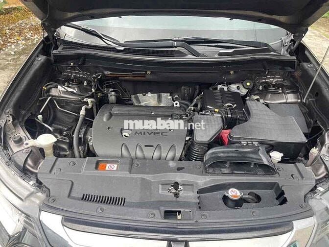Mitsubishi Outlander 2019 Tự động Nâu
