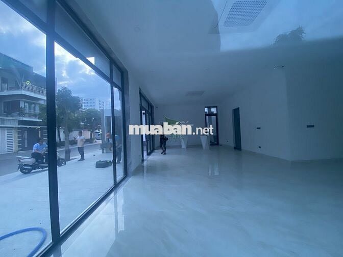 CHO THUÊ MẶT BẰNG LÔ GÓC ĐẸP VỈA HÈ SIÊU RỘNG KĐT PHƯỚC LONG