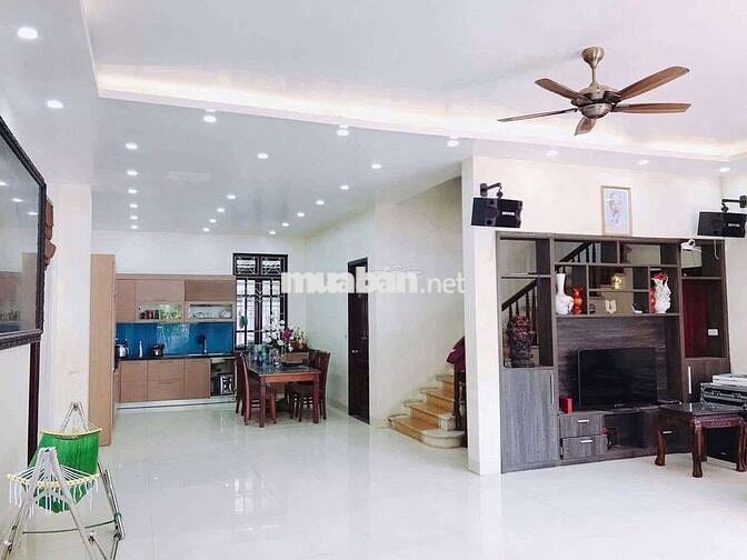 🏡 Biệt Thự Sân Vườn Tư Đình 4PN - 500m – Gần AEON – Chỉ 18 Triệu