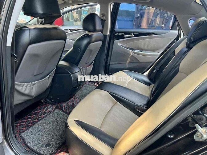 Hyundai Sonata 2011 Đen 5 chỗ