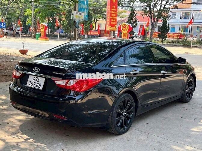 Hyundai Sonata 2011 Đen 5 chỗ
