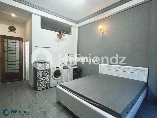 Cho thuê phòng cửa sổ Full nt cách ĐH Y Dược 200m
