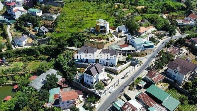 sang nhượng đất và biệt thự Đà Lạt