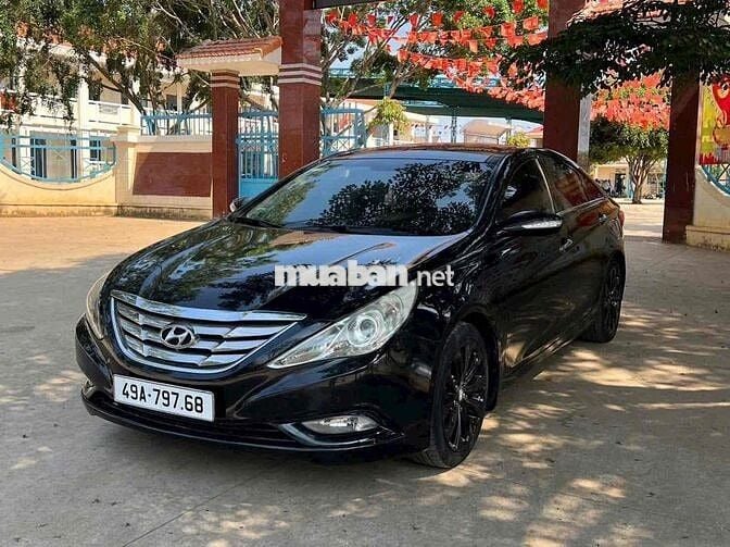 Hyundai Sonata 2011 Đen 5 chỗ