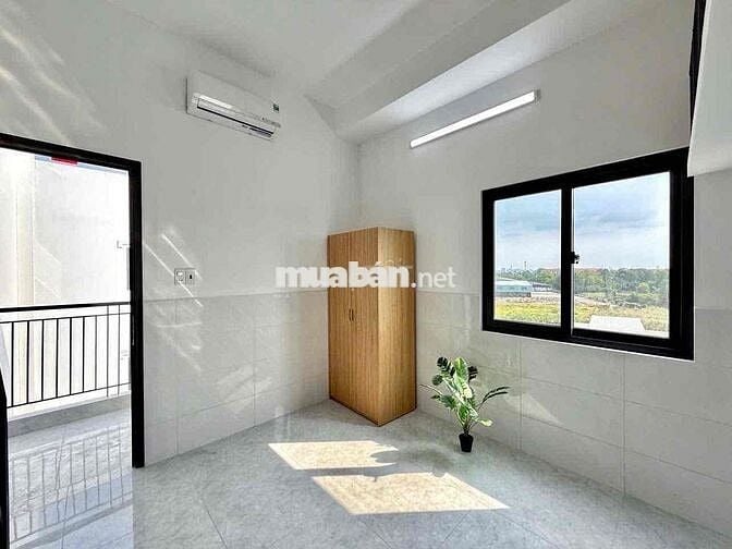 DUPLEX FULL NỘI THẤT NGAY TÂY LÂN CÁCH ĐẠI HỌC CÔNG THƯƠNG 10P ĐI XE