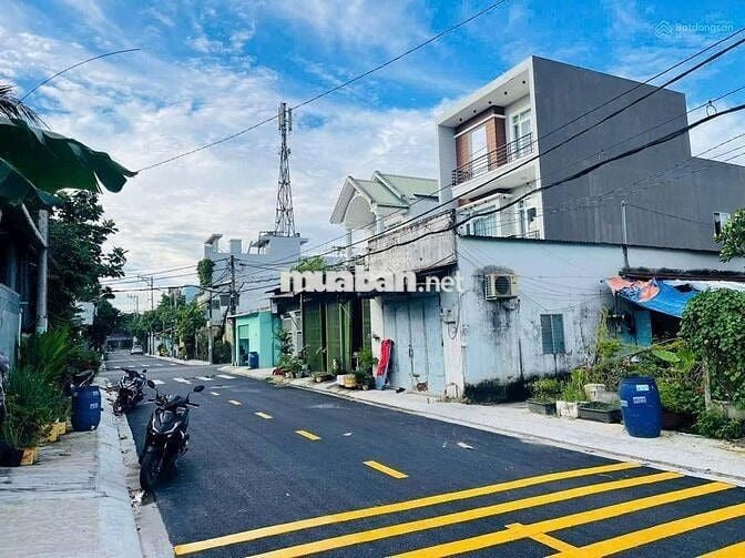 Bán Đất Đẹp 5x23 Giá Chỉ 1 Tỷ 5 Gần Bệnh Viện Xuyên Á . Sổ Hồng Riêng