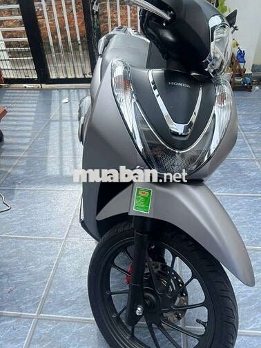 Honda SH Mode 2024 Bạc đen 3000km