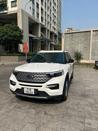 Ford Explorer 2023 7 chỗ Trắng 30000 km