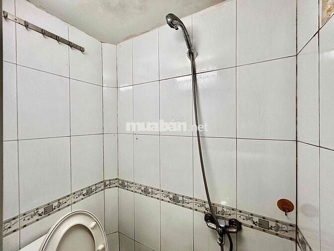 NHÀ NGUYÊN CĂN Q5 1 TRỆT 2 LẦU SÂN THƯỢNG 2PN 3WC - FULL NỘI THẤT 90m2