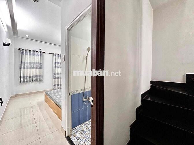 NHÀ NGUYÊN CĂN Q5 1 TRỆT 2 LẦU SÂN THƯỢNG 2PN 3WC - FULL NỘI THẤT 90m2