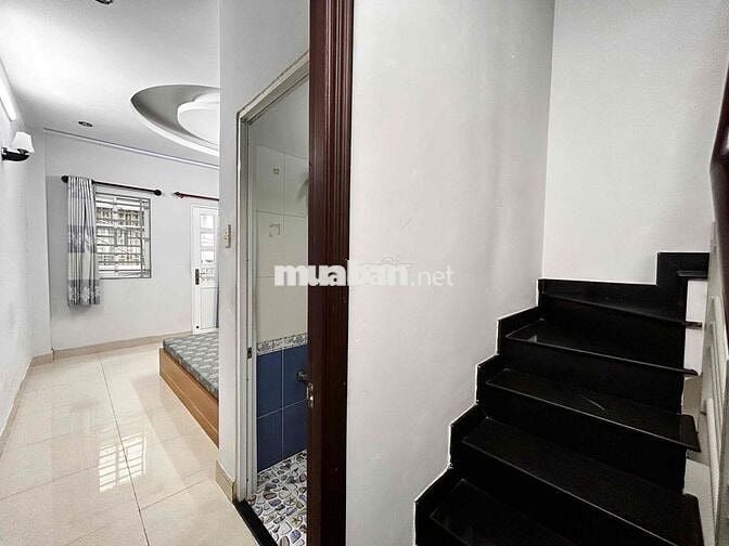 NHÀ NGUYÊN CĂN Q5 1 TRỆT 2 LẦU SÂN THƯỢNG 2PN 3WC - FULL NỘI THẤT 90m2