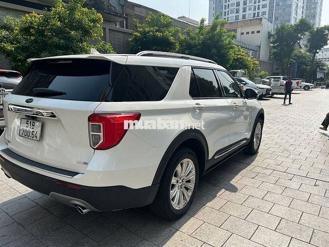 Ford Explorer 2023 7 chỗ Trắng 30000 km
