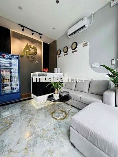 Cần bán khách sạn 24 phòng MT HXT Nguyễn Gia Trí P 25 Q Bình Thạnh.