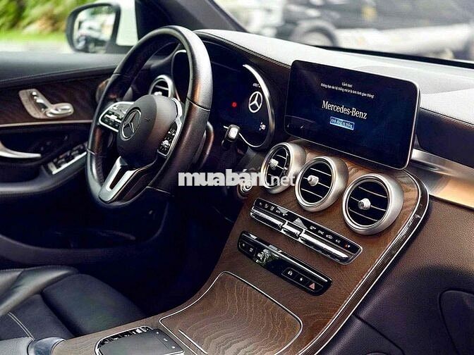 Mercedes GLC200 4MT 2022 màu Trắng 26.000 Miles