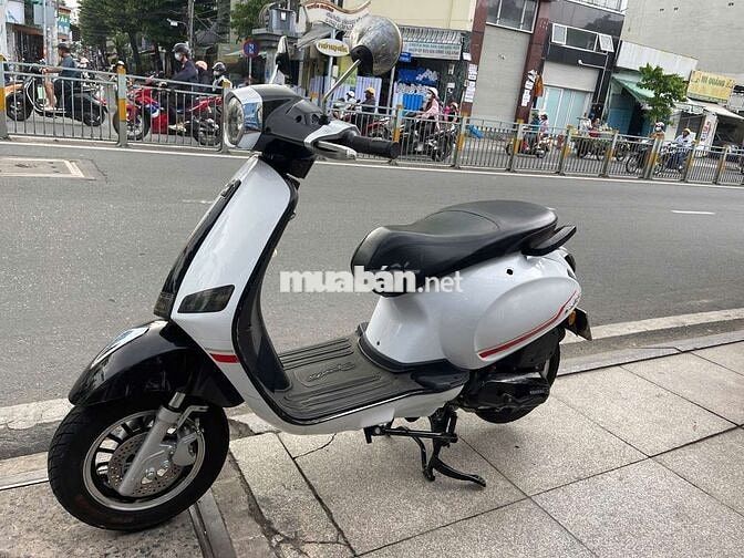 Vespa 50cc 2020 Trắng 90%