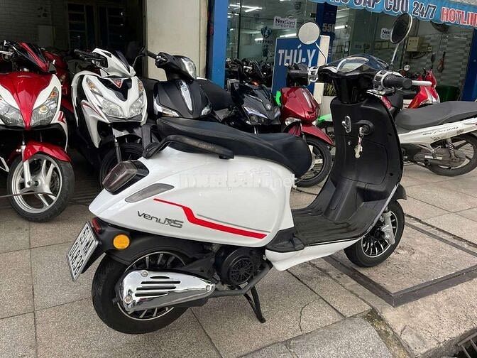 Vespa 50cc 2020 Trắng 90%
