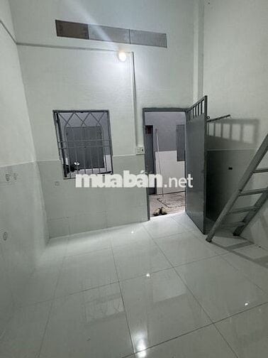 Nhà trọ mới đường Linh Trung-Khu biệt thự-Nhà xe riêng-không chung chủ