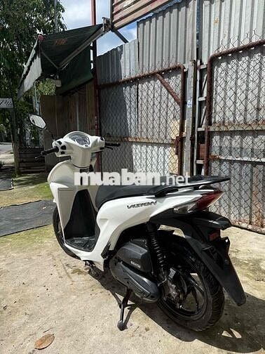 Honda Vision 2022 Trắng đen Tự động