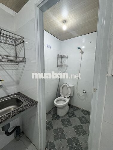 Nhà trọ mới đường Linh Trung-Khu biệt thự-Nhà xe riêng-không chung chủ