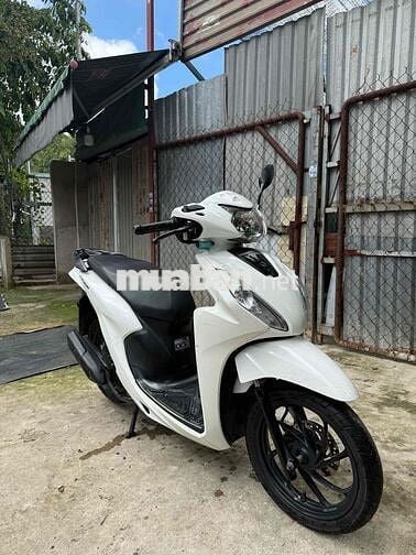 Honda Vision 2022 Trắng đen Tự động