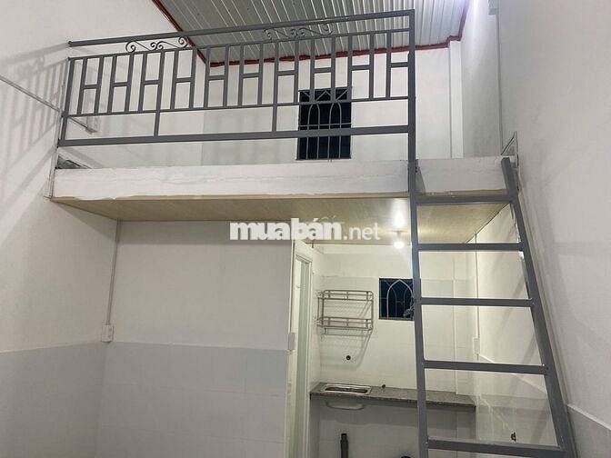 Nhà trọ mới đường Linh Trung-Khu biệt thự-Nhà xe riêng-không chung chủ