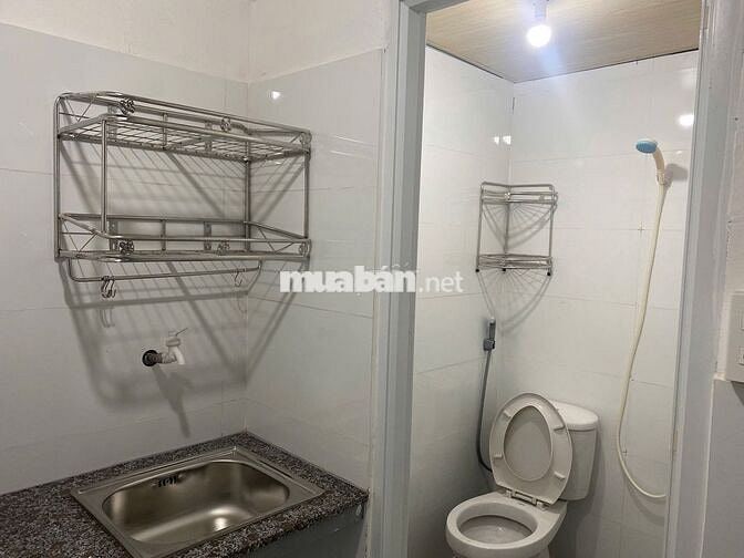 Nhà trọ mới đường Linh Trung-Khu biệt thự-Nhà xe riêng-không chung chủ