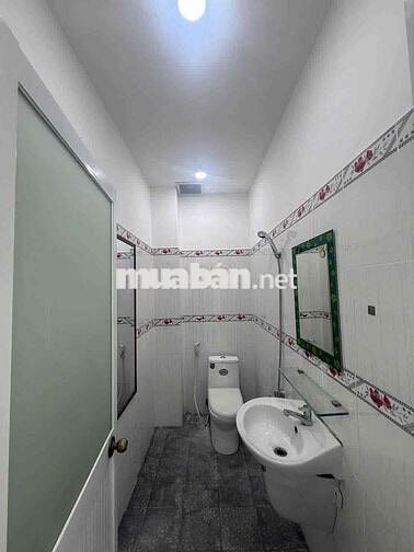 Cho Thuê Nhà Gần Chợ Vườn Lài DT 4x17 1Trệt 1Lầu 2Pn 3Wc Hẻm Ôtô