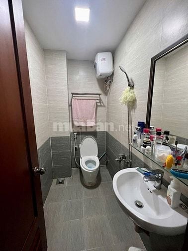 CHO THUÊ NHÀ 3 TẦNG K/QUANG TRUNG – GẦN TRƯỜNG NGUYỄN HUỆ & BV ĐÀ NẴNG