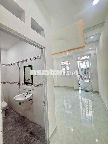 Cho Thuê Nhà Gần Chợ Vườn Lài DT 4x17 1Trệt 1Lầu 2Pn 3Wc Hẻm Ôtô