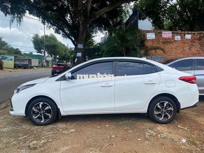Toyota Vios E CVT 2023 Tự động Trắng