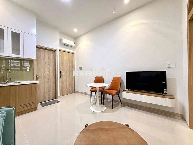 CĂN HỘ 1PN BAN CÔNG , 42m2 - NGAY VÒNG XOAY DÂN CHỦ QUẬN 3