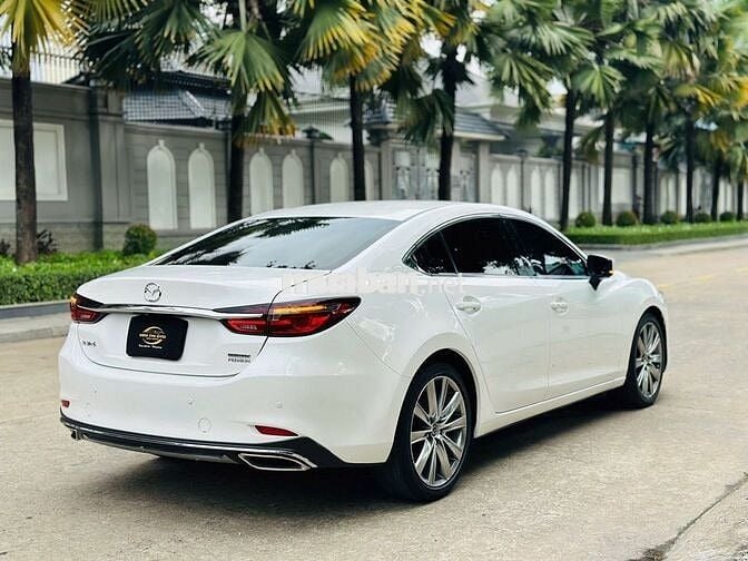 Mazda 6 2.0 Premium TCCC 2021 Trắng 60000 km