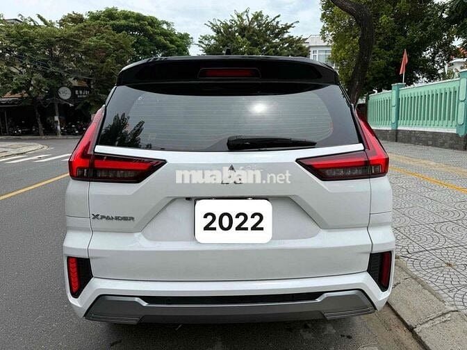 Mitsubishi Xpander Premium 2022 Trắng Tự động