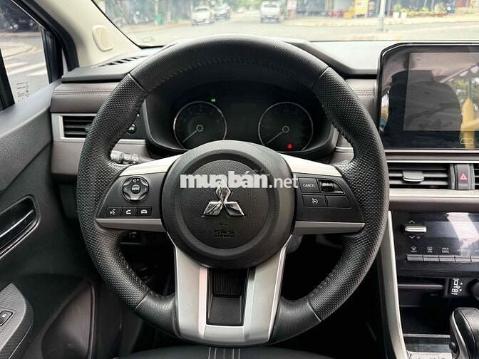 Mitsubishi Xpander Premium 2022 Trắng Tự động