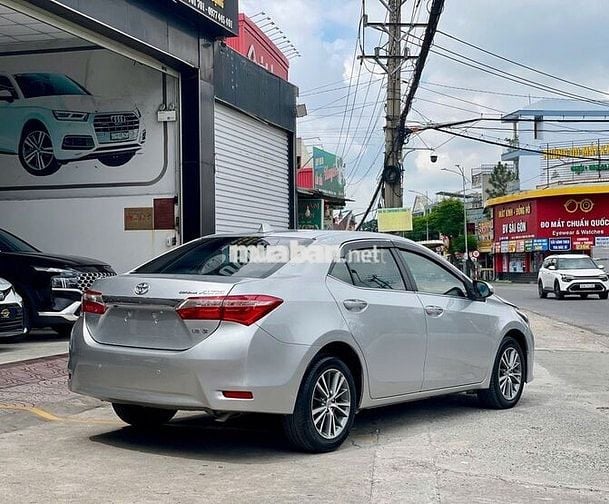 Toyota Altis 1.8 MT 2017 Bạc 84.000km