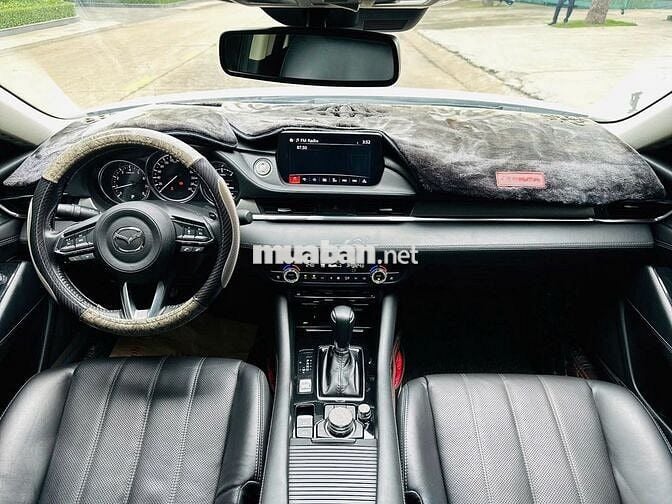 Mazda 6 2.0 Premium TCCC 2021 Trắng 60000 km